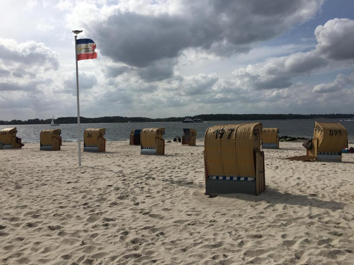 Strand 2 Laboe Exterior photo